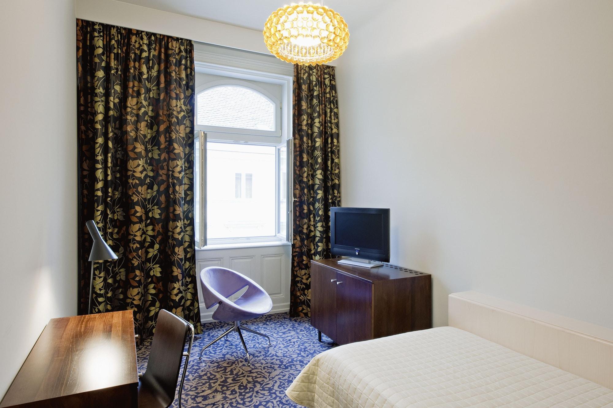 Koenig Von Ungarn Hotel 4*