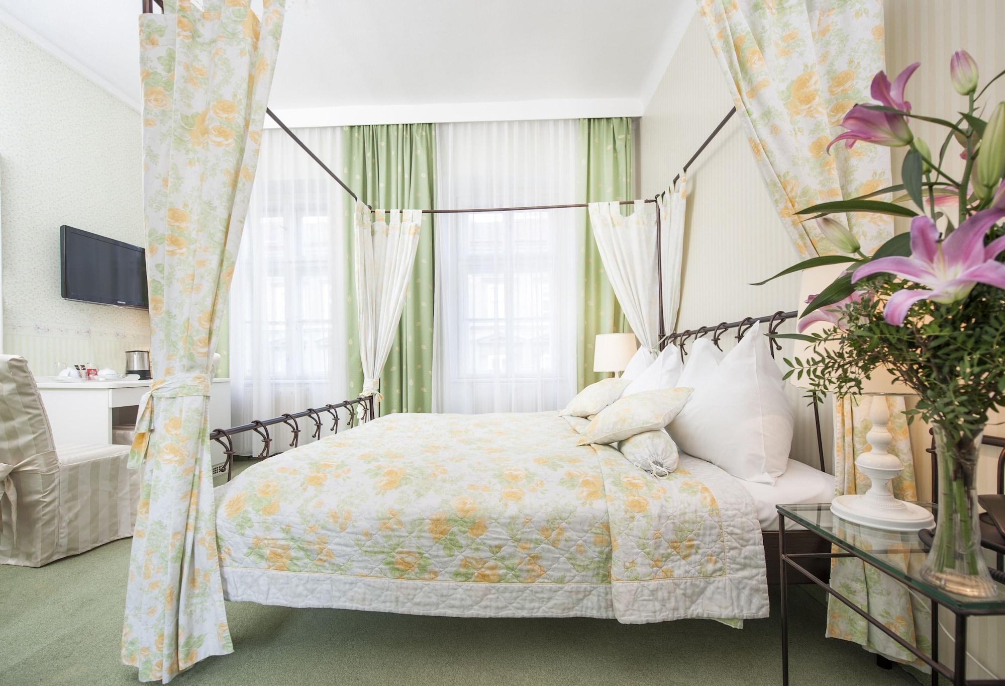 Hotel Boutique Kugel 3*
