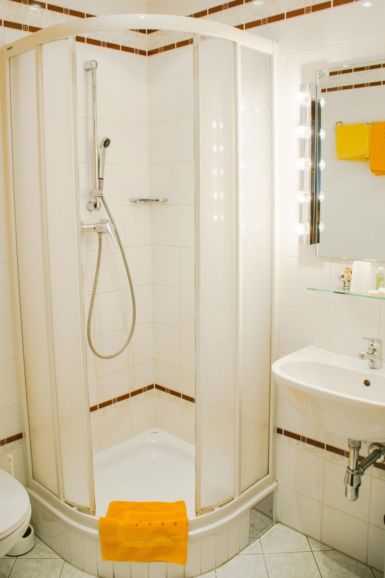 Boutique Kugel Hotel 3*