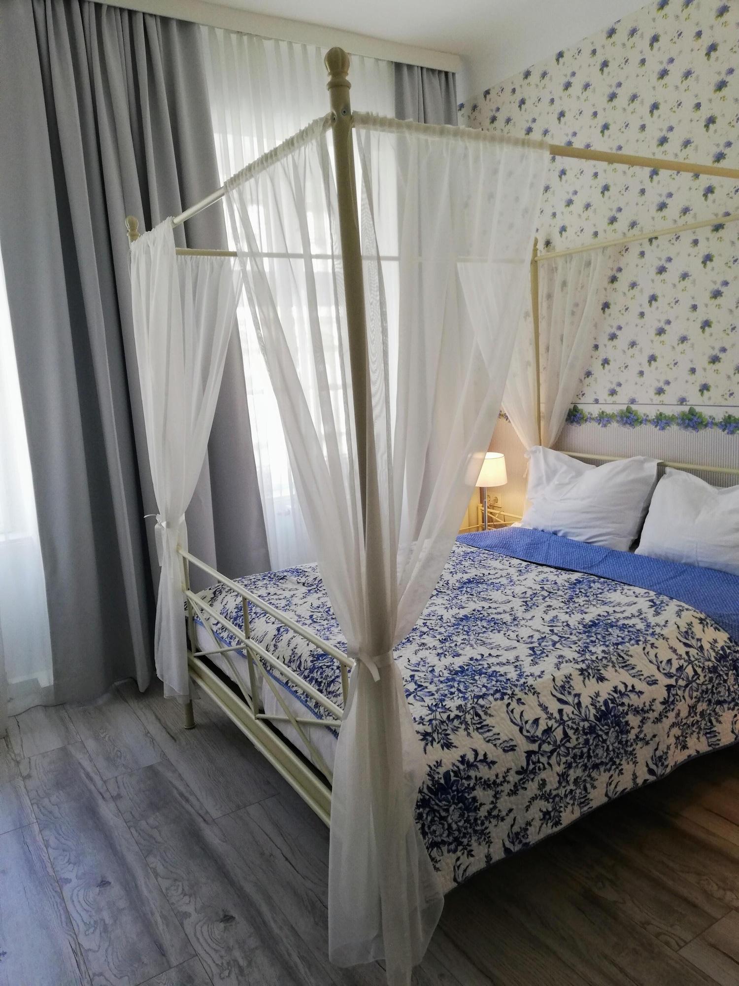 Boutique Kugel 3*