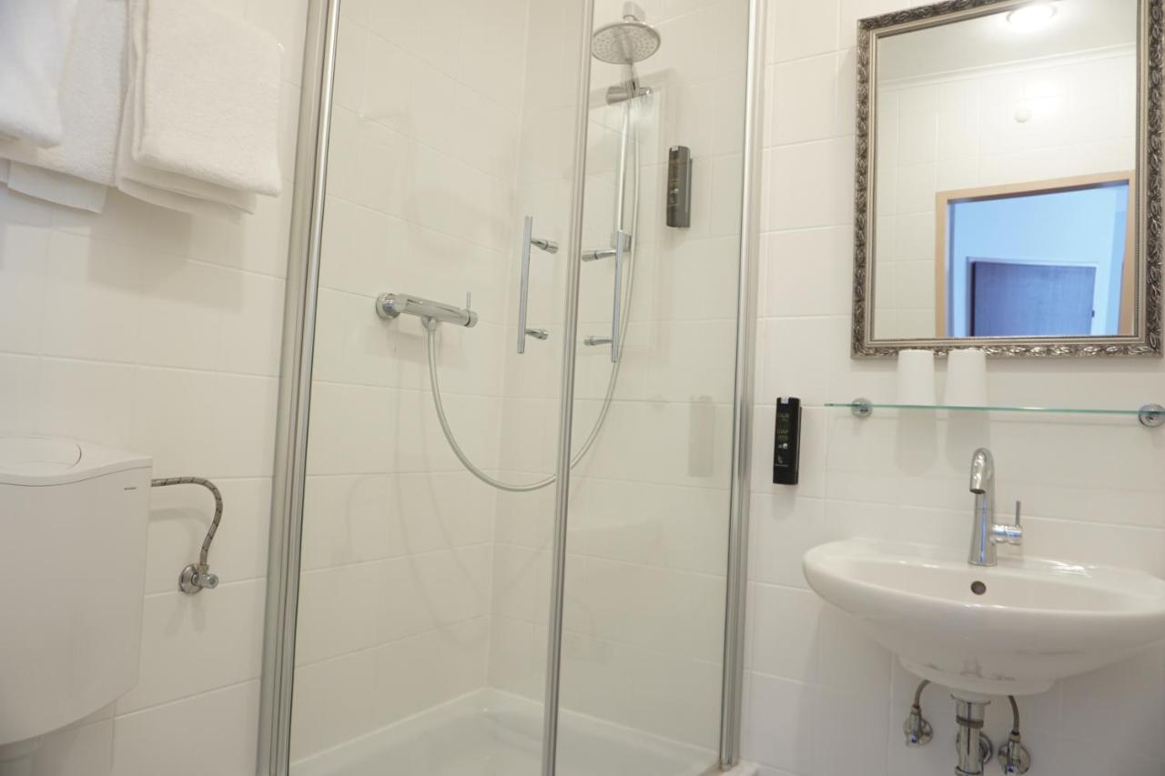 Lumes - Self Check In Guest house 4*