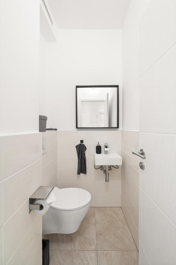 Near Volksoper - Modern, Big, Central, Cosy Apartamento Viena