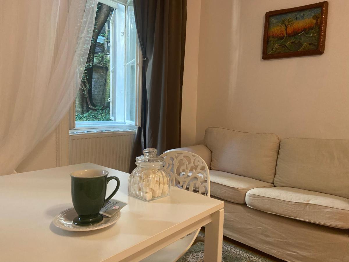 Altbau Vienna