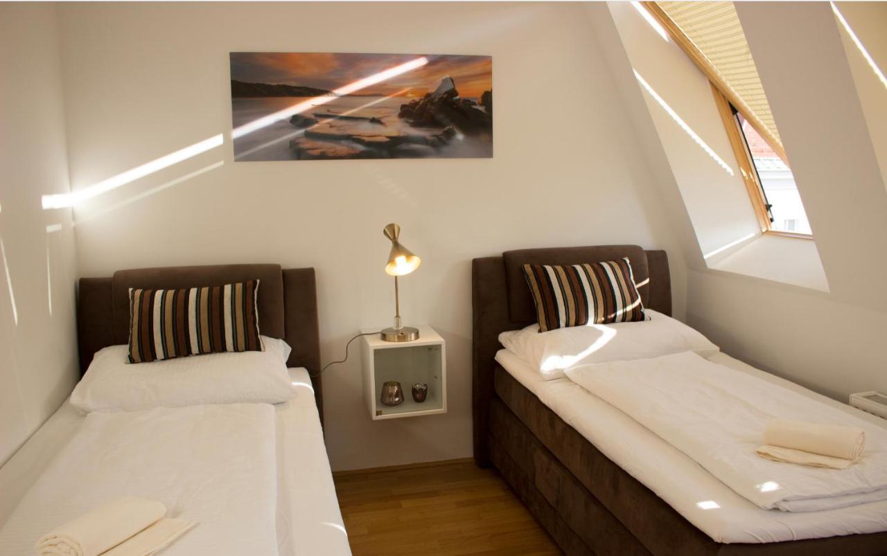 Apartment Wolkenresidenz L Dg1'12 Vienna