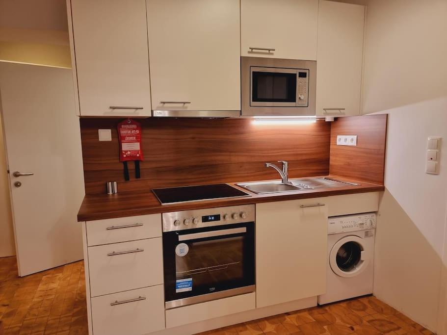 Sissi Royal - Inner 4 Bedroom *