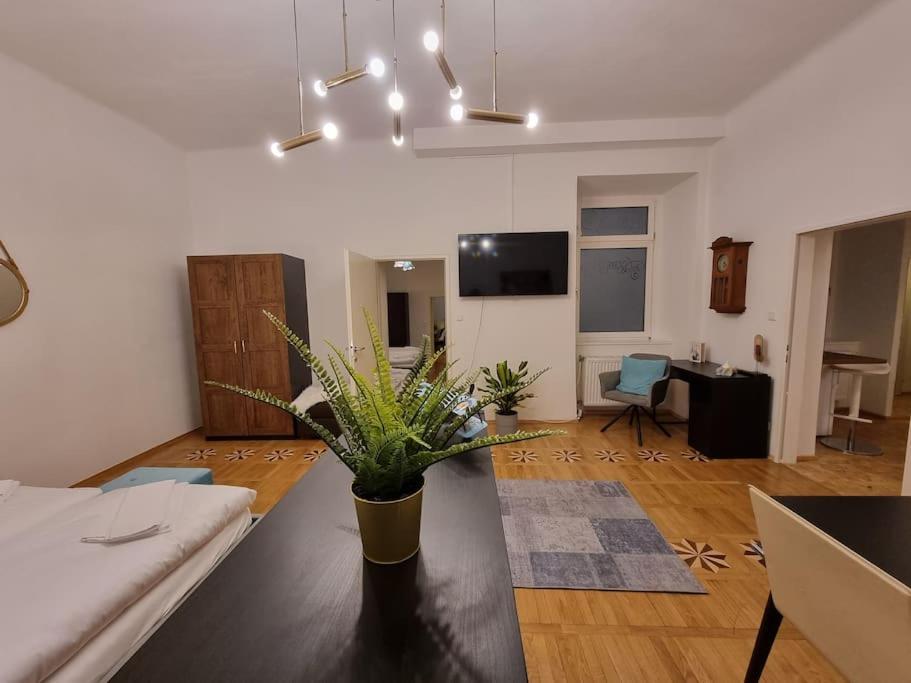 Apartment Sissi Royal - Inner 4 Bedroom *