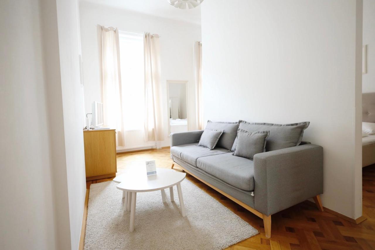 Heymi In Center Apartamento *