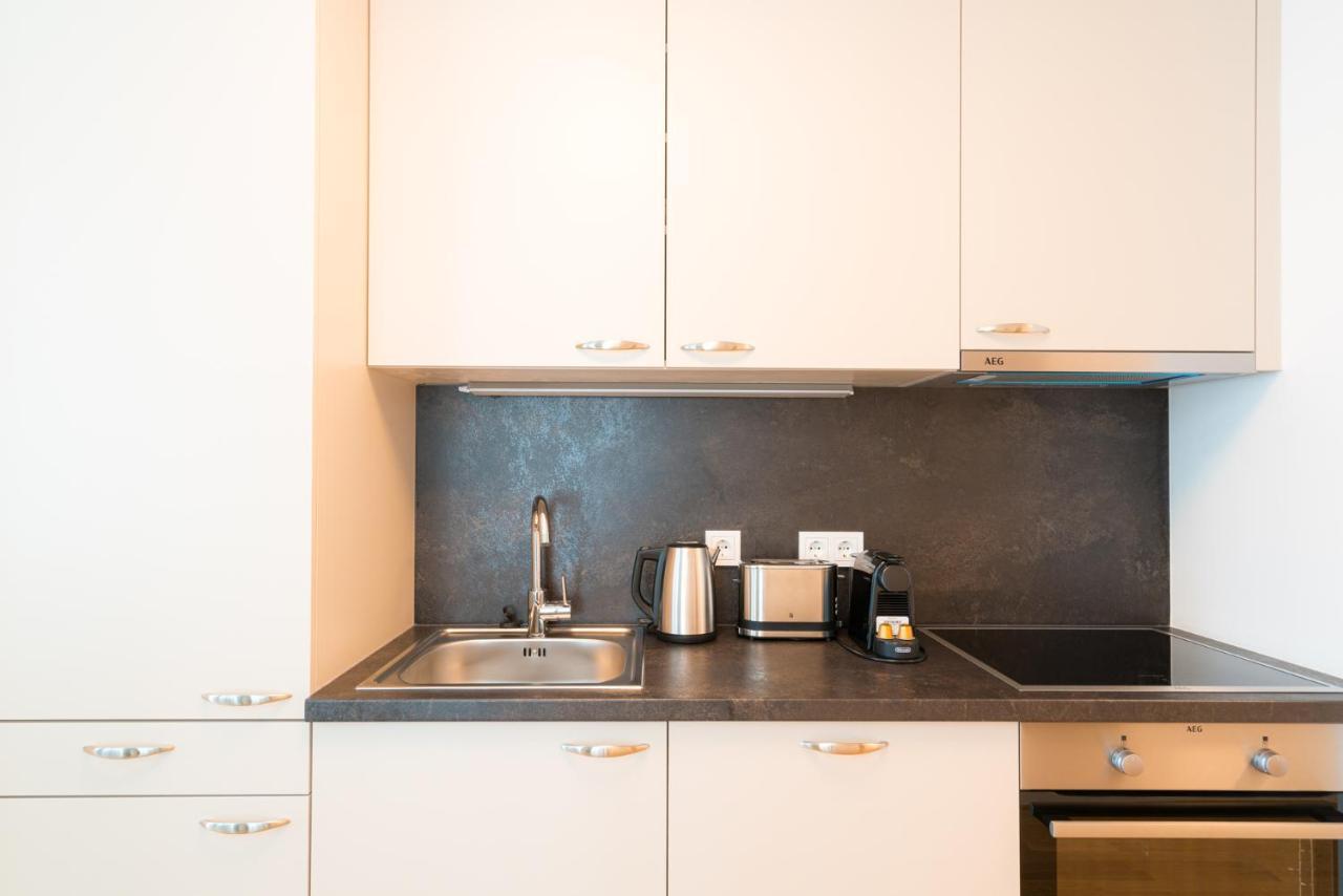 Residence, Marina Tower - Danube Aparthotel *