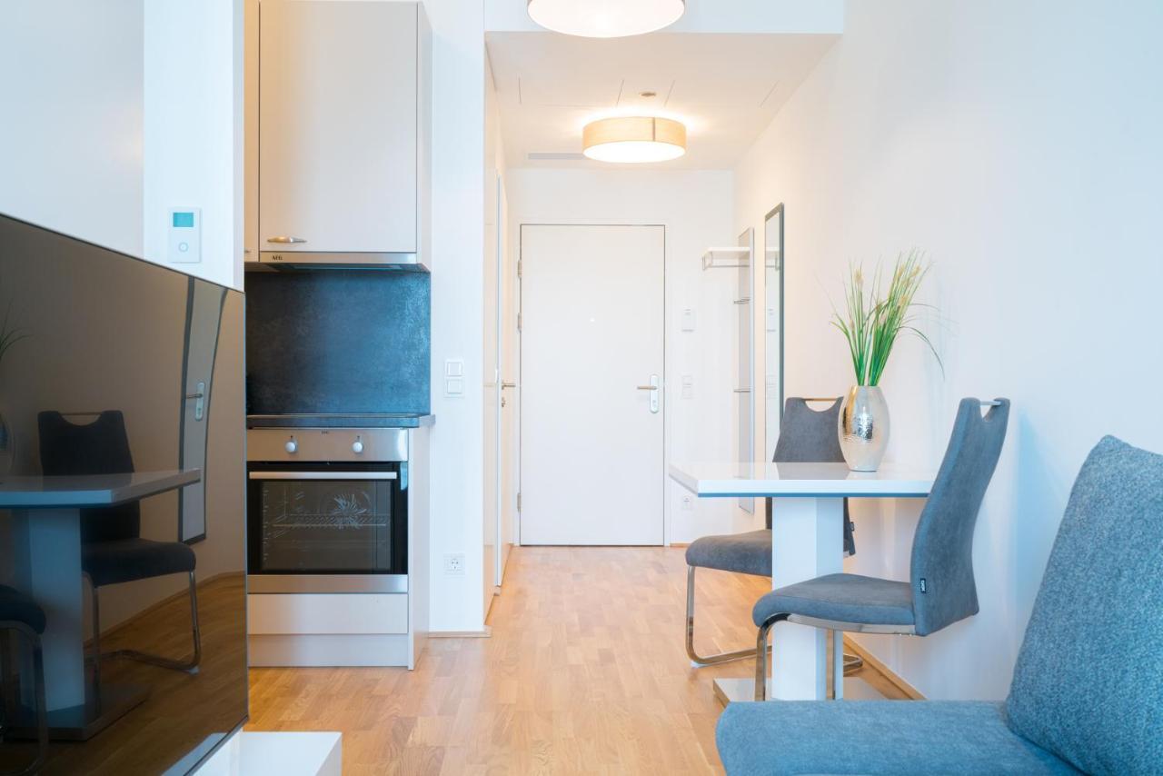 Residence, Marina Tower - Danube Aparthotel
