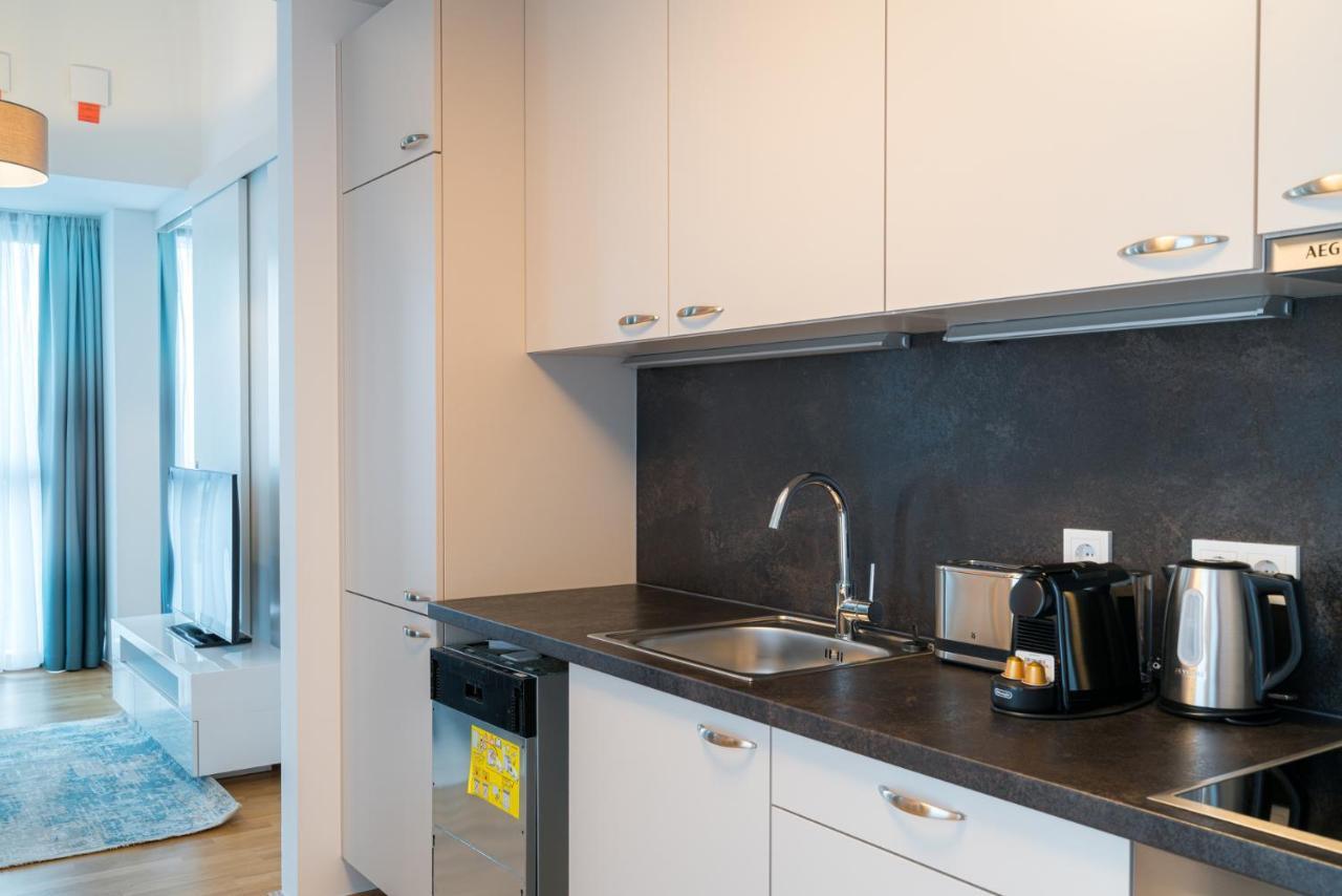 Residence, Marina Tower - Danube Aparthotel Vienna