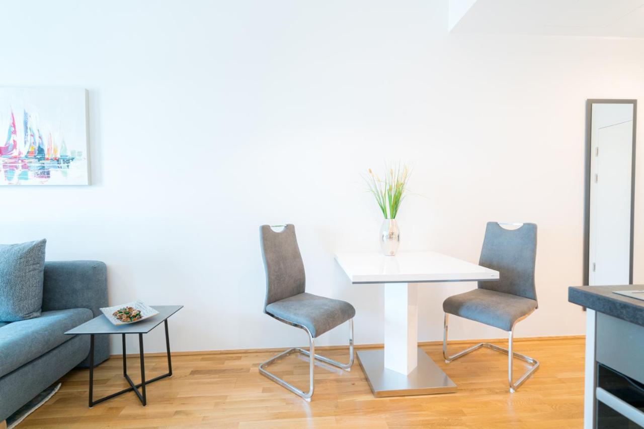 Residence, Marina Tower - Danube Aparthotel