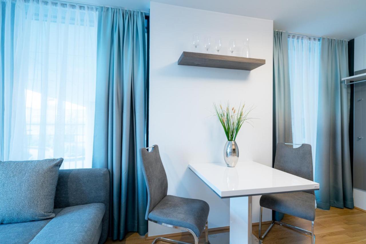 Aparthotel Residence, Marina Tower - Danube *