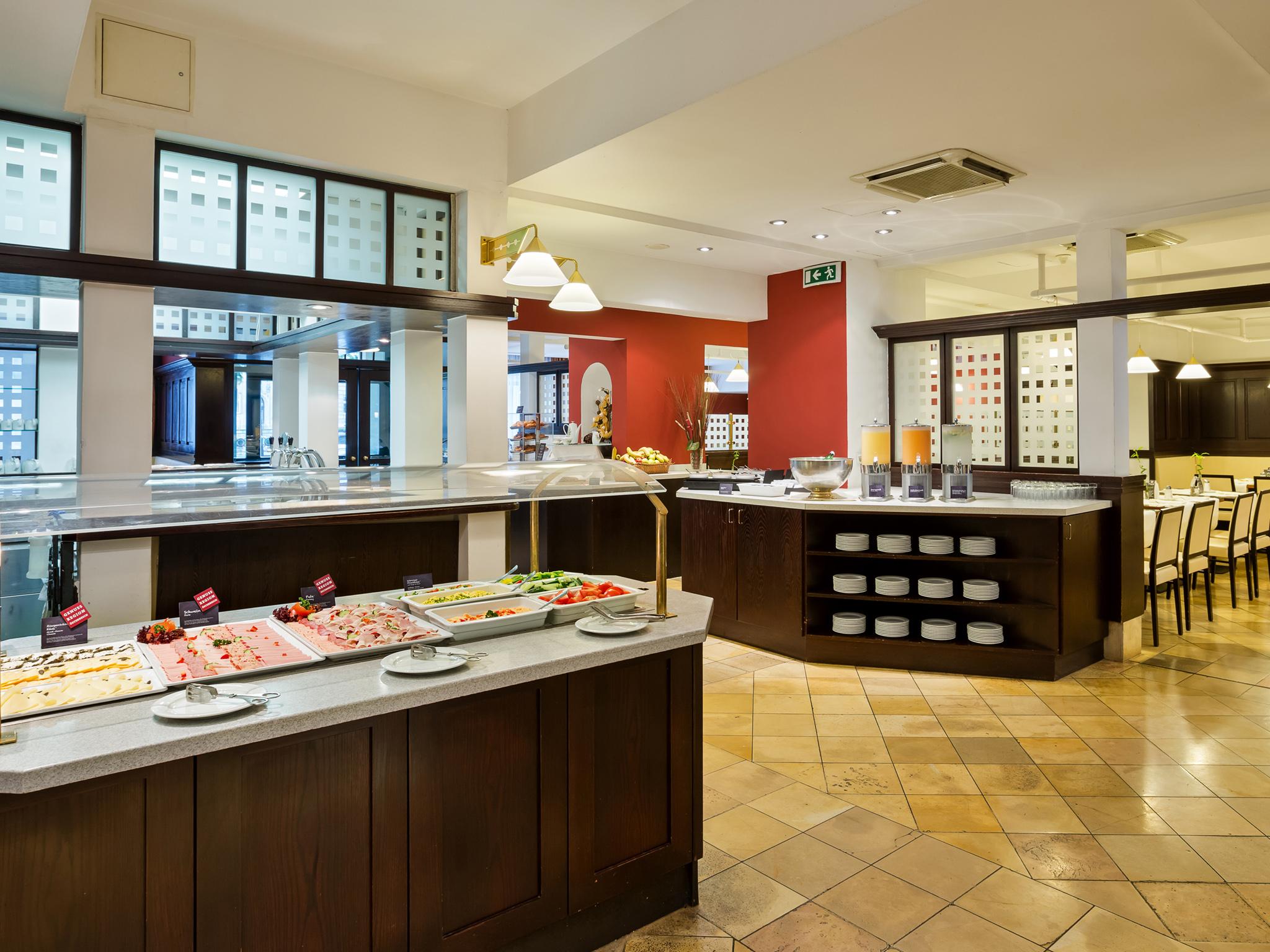 Austria Trend Ananas Hotel Vienna