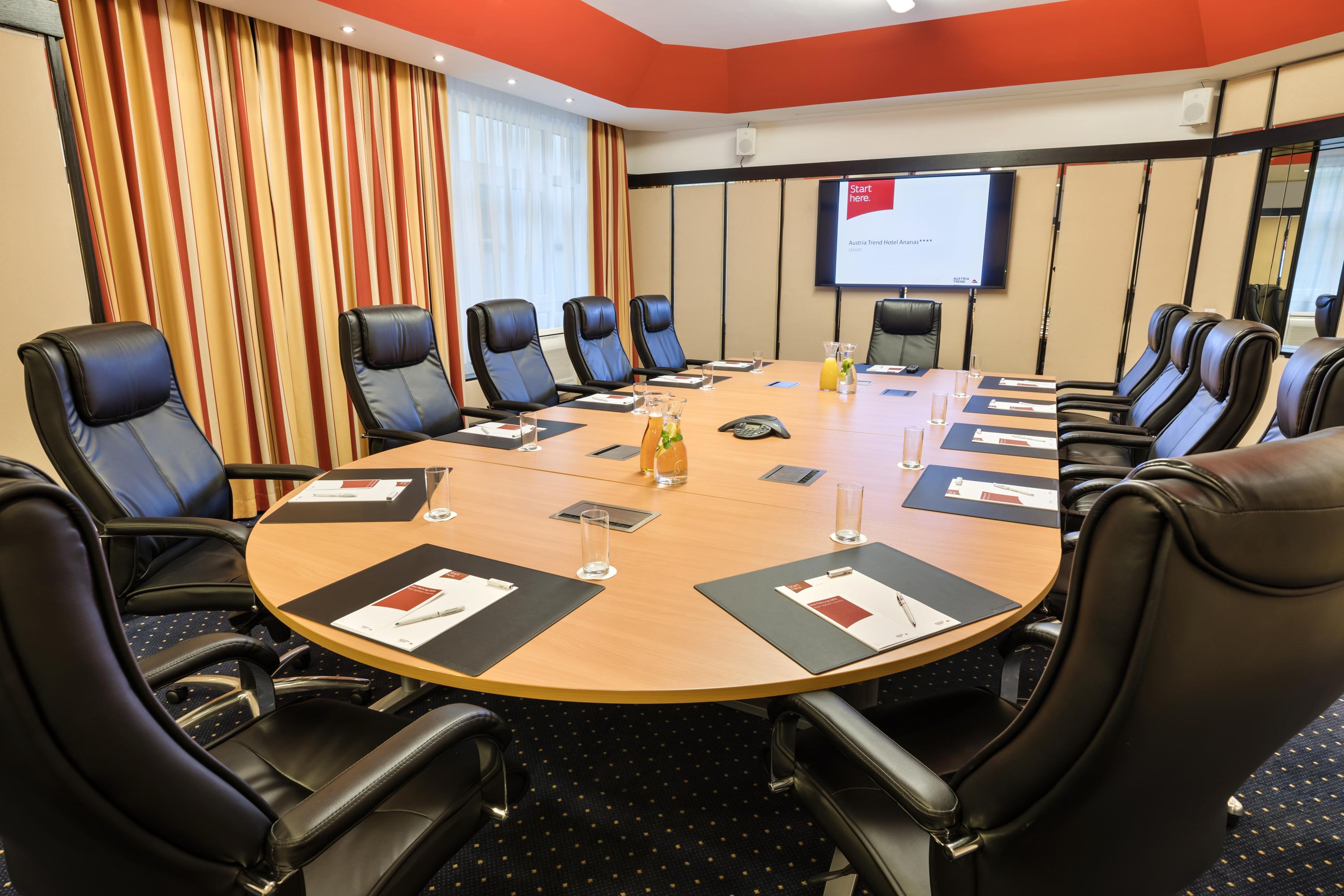 Austria Trend Ananas 4* Vienna