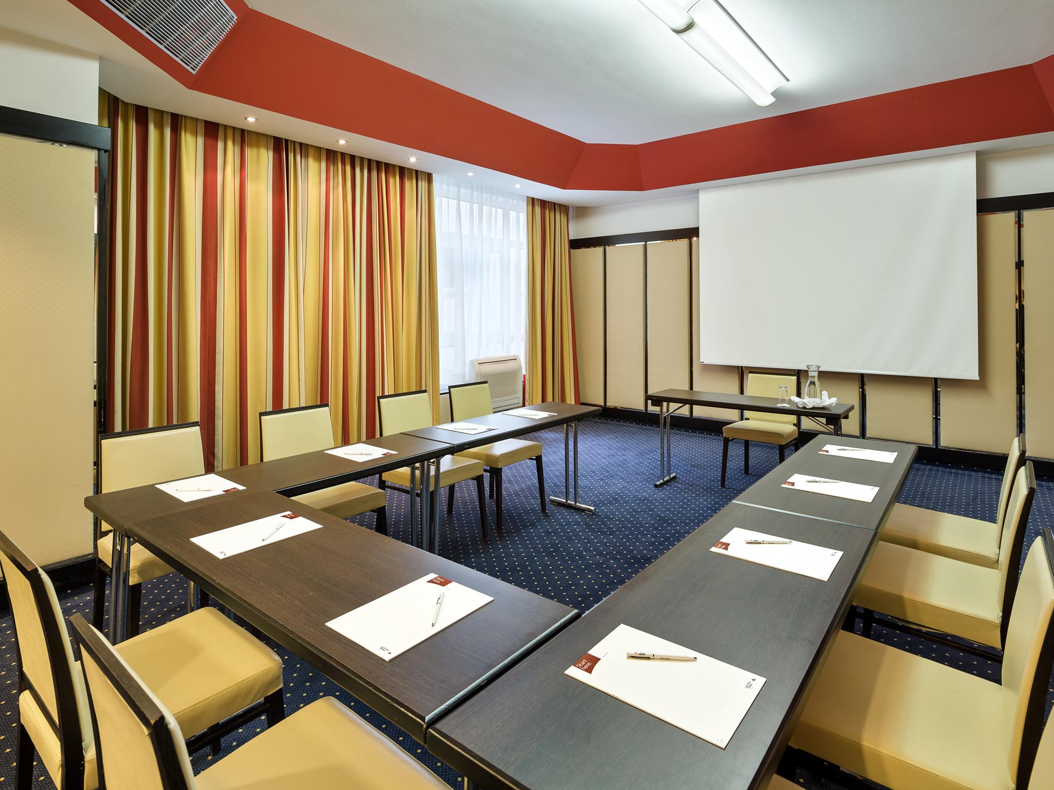 Hotel Austria Trend Ananas Vienna