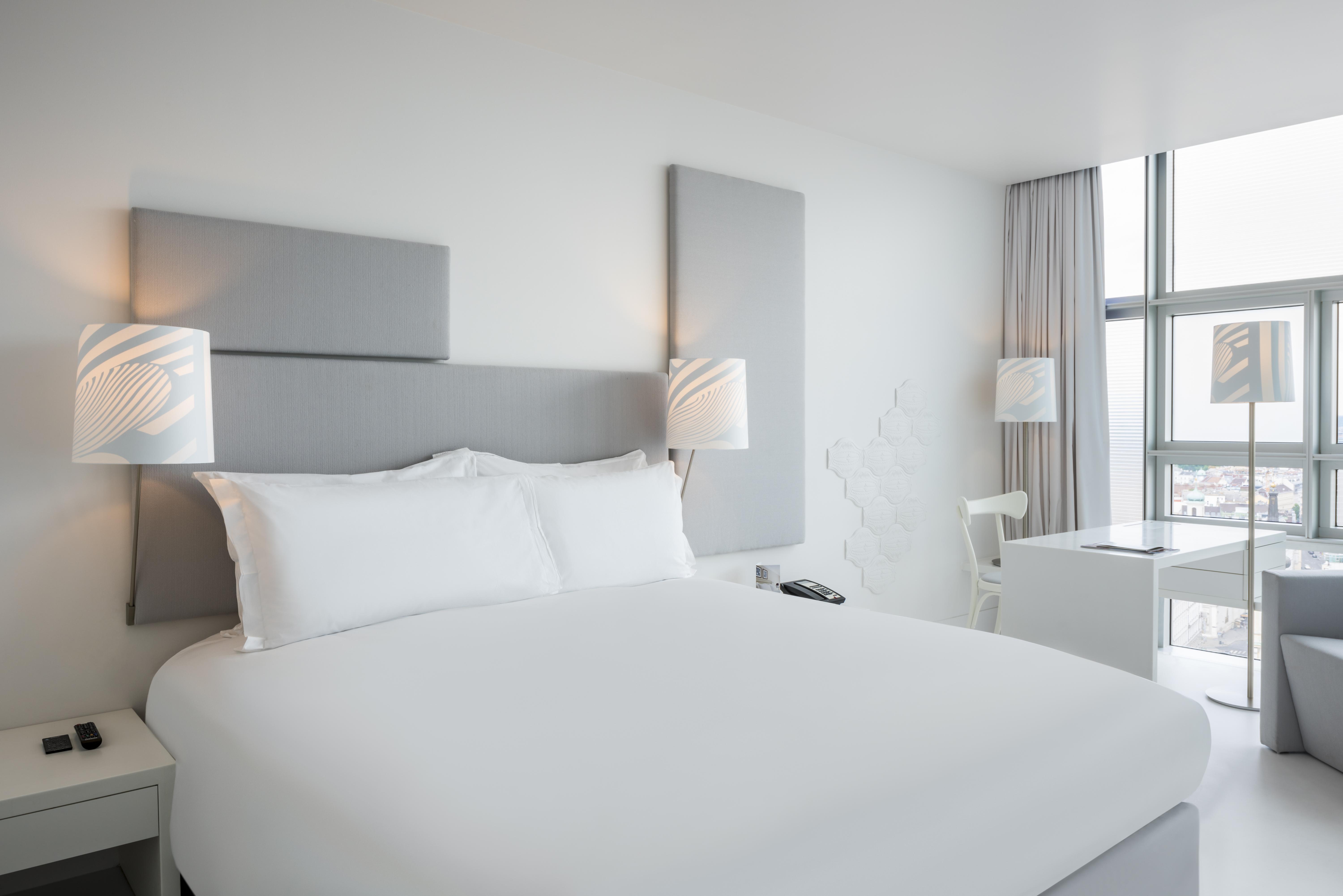 So/ Hotel 5*