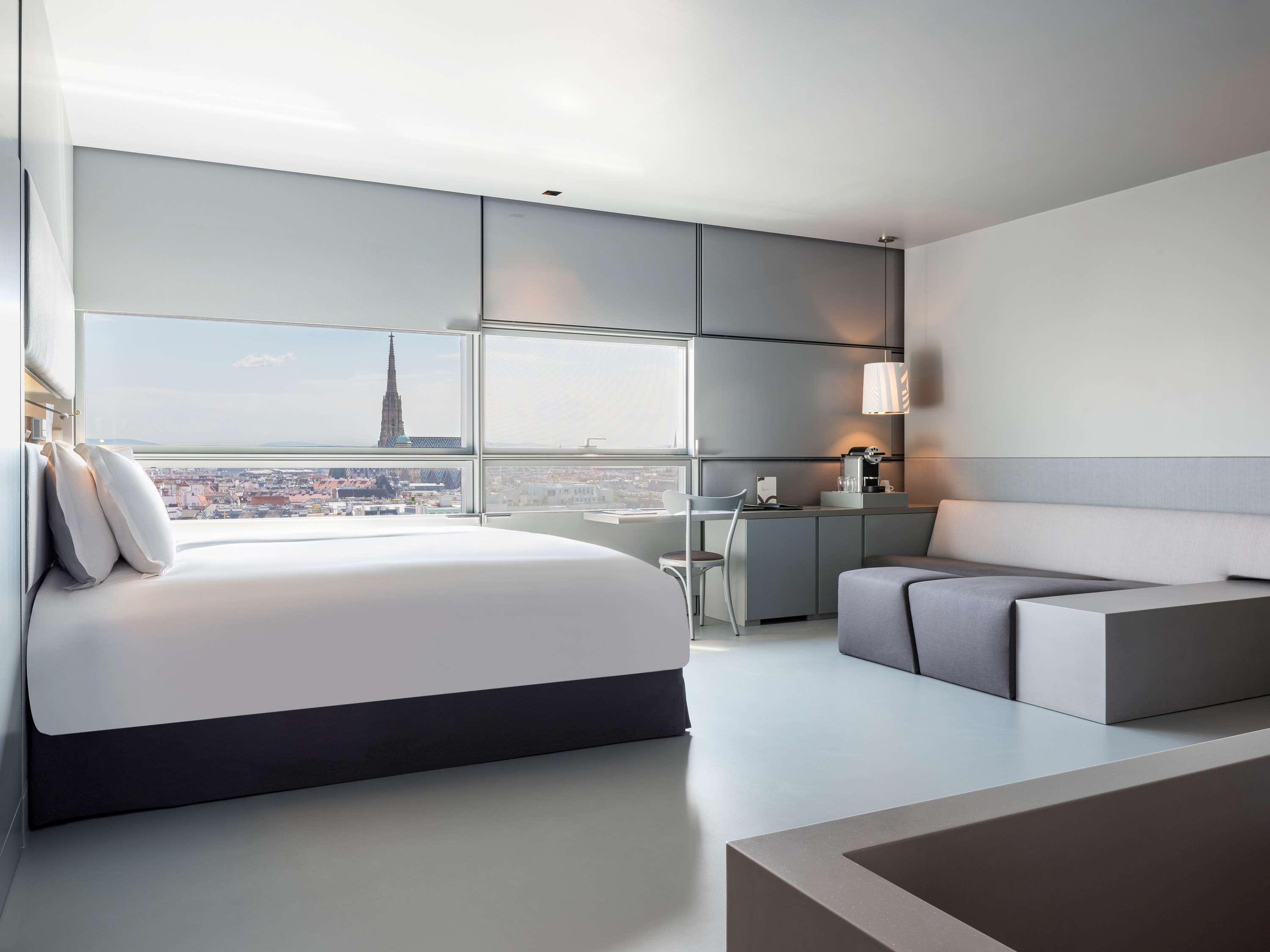 So/ Hotel 5*