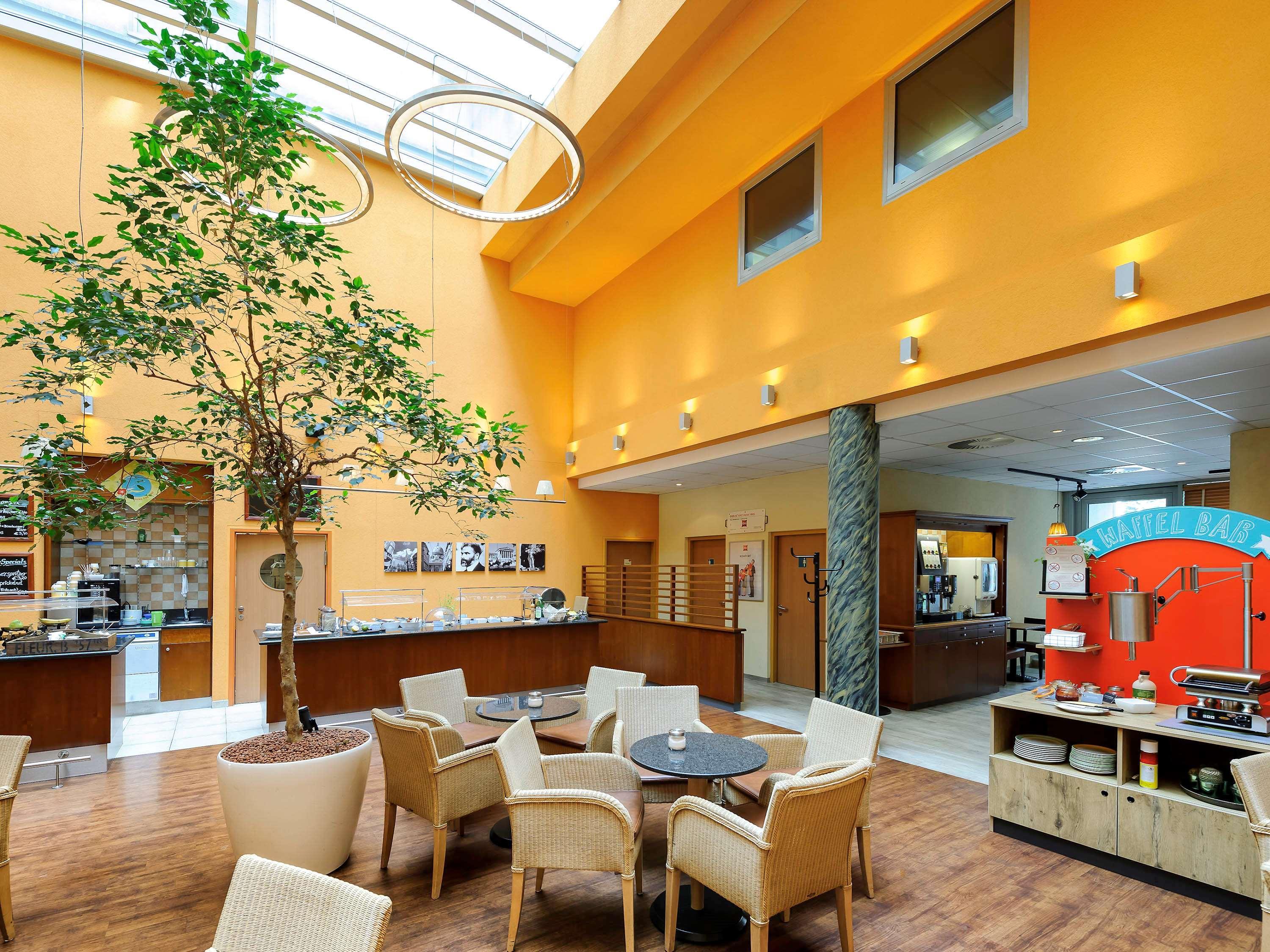 Ibis Hotel 3*
