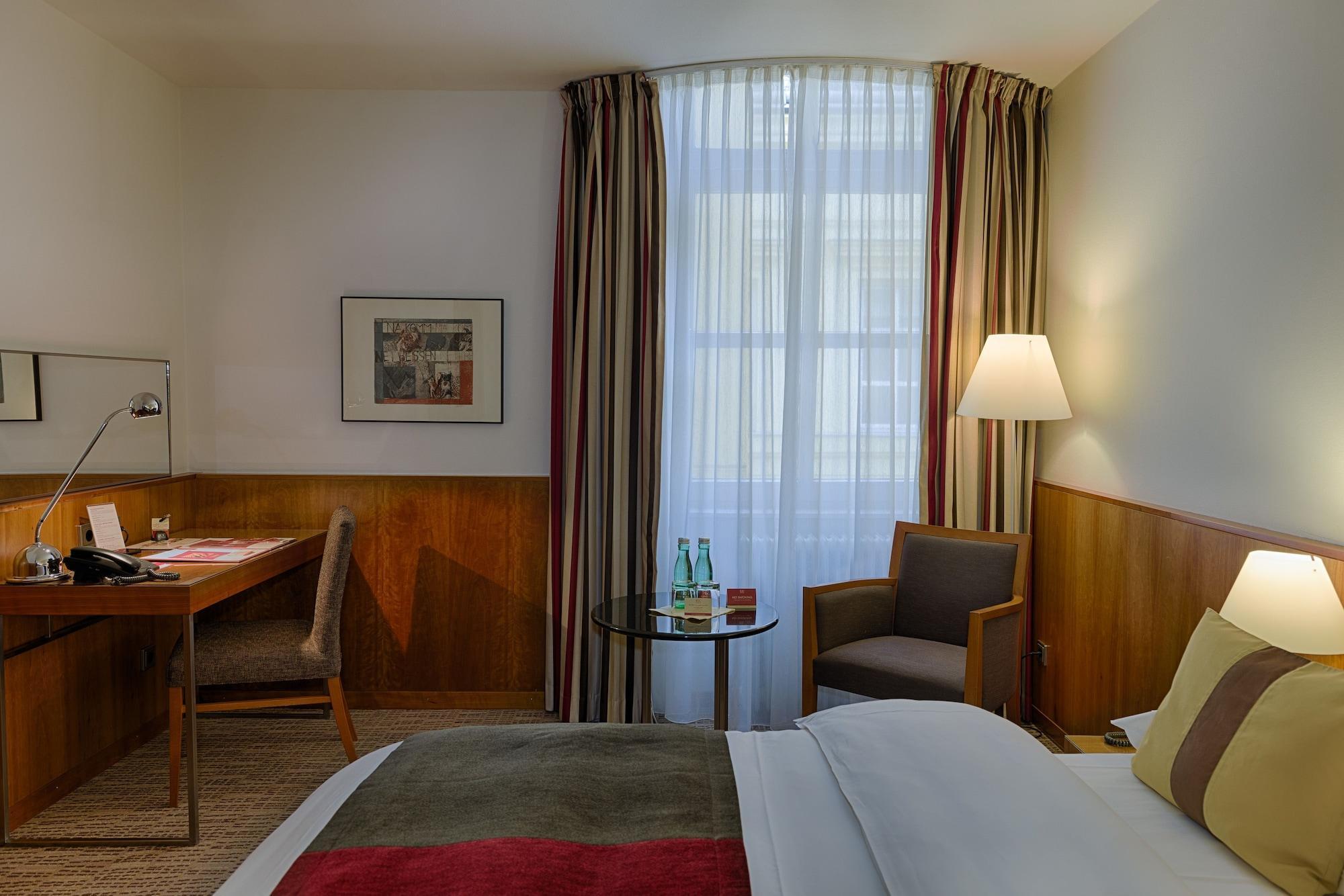 Hotel K+k Maria Theresia