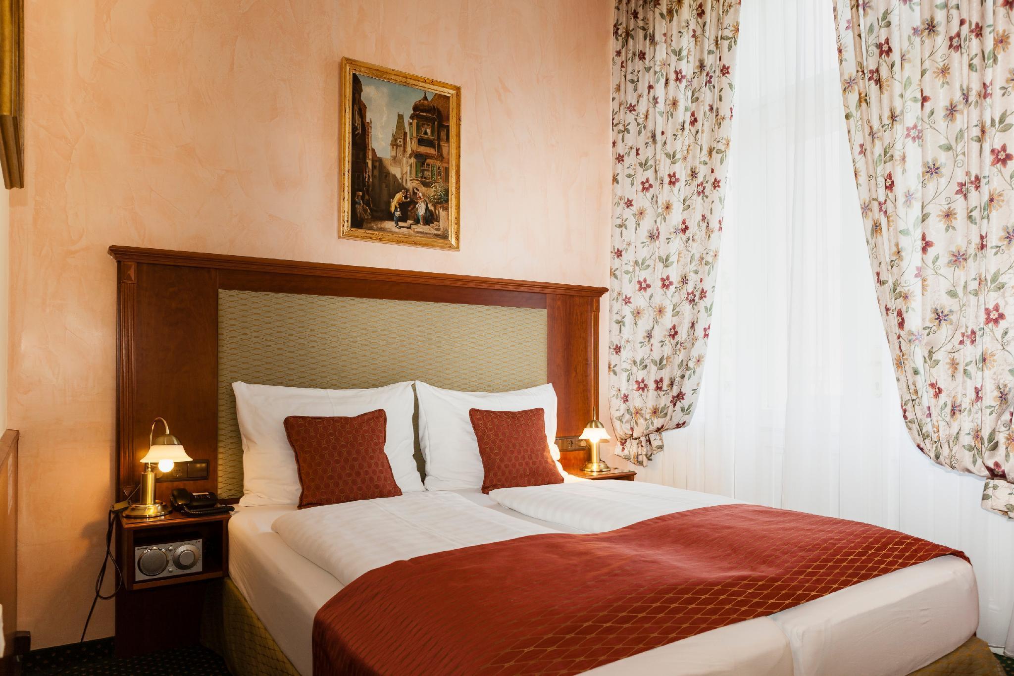 Park Hotel 4*