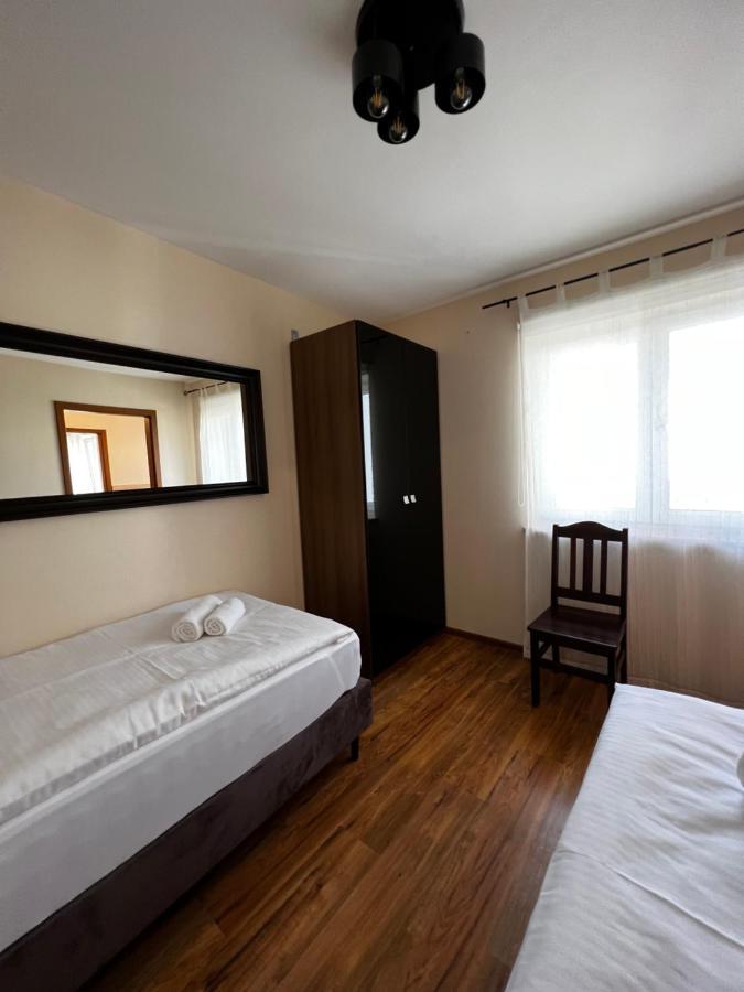 Apartment Wile Sued