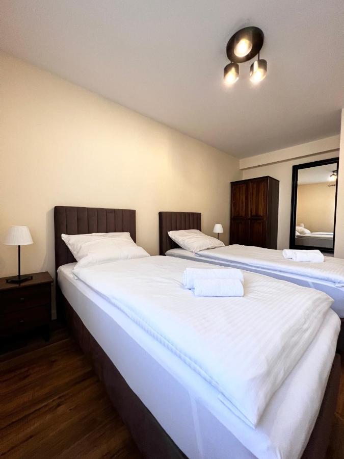 Apartment Wile Sued