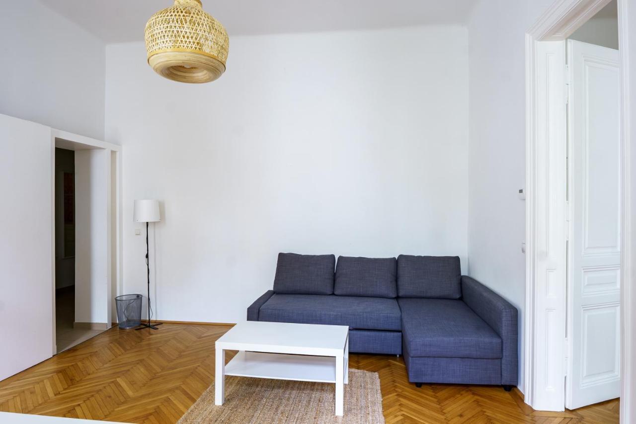 Naschmarkt Apartment Vienna