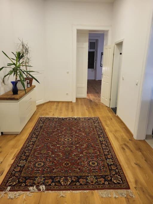 Apartment Sehr Zentral Gelegen *