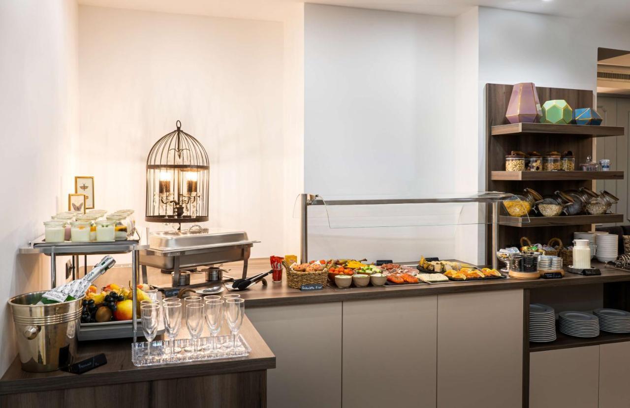 Elaya Center Hotel 4*