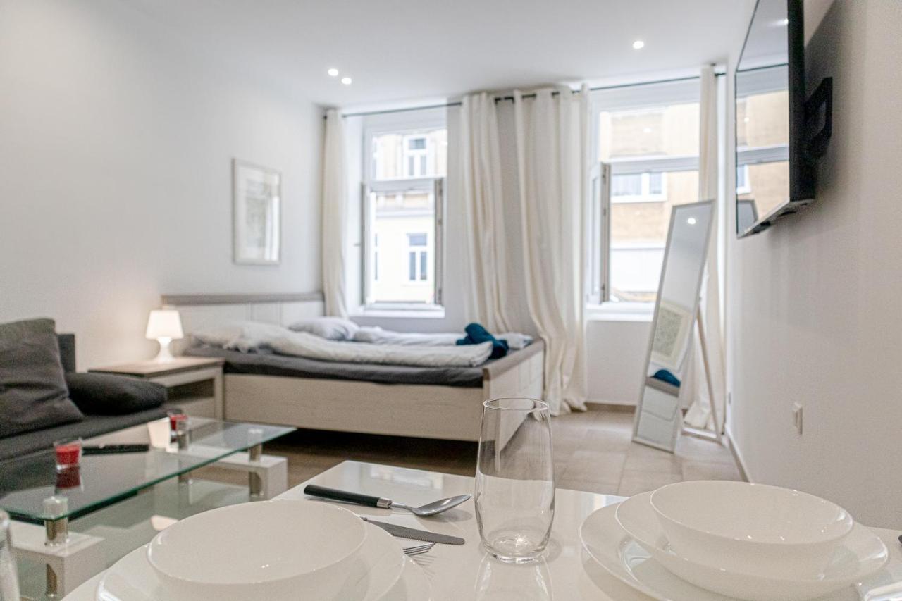 9 Min From Center - Lovely Near U1 Reumannplatz Apartment Vienna