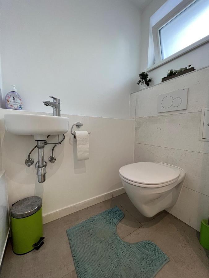 Apartment Charming Townhouse Directly By Metro