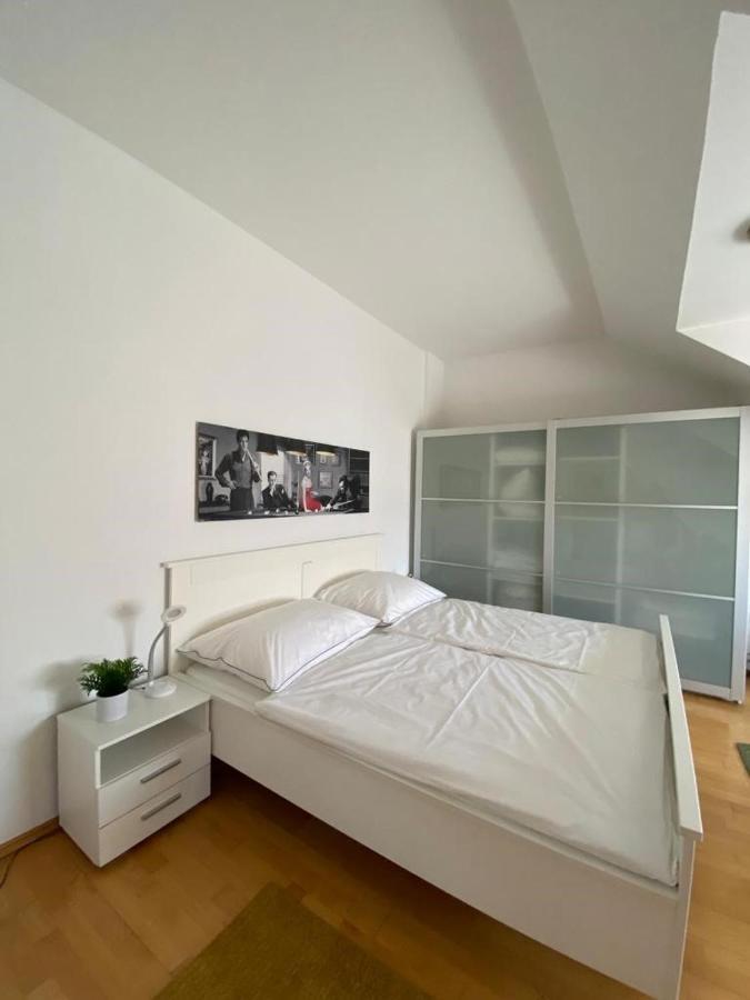 Cosy In Location Apartment