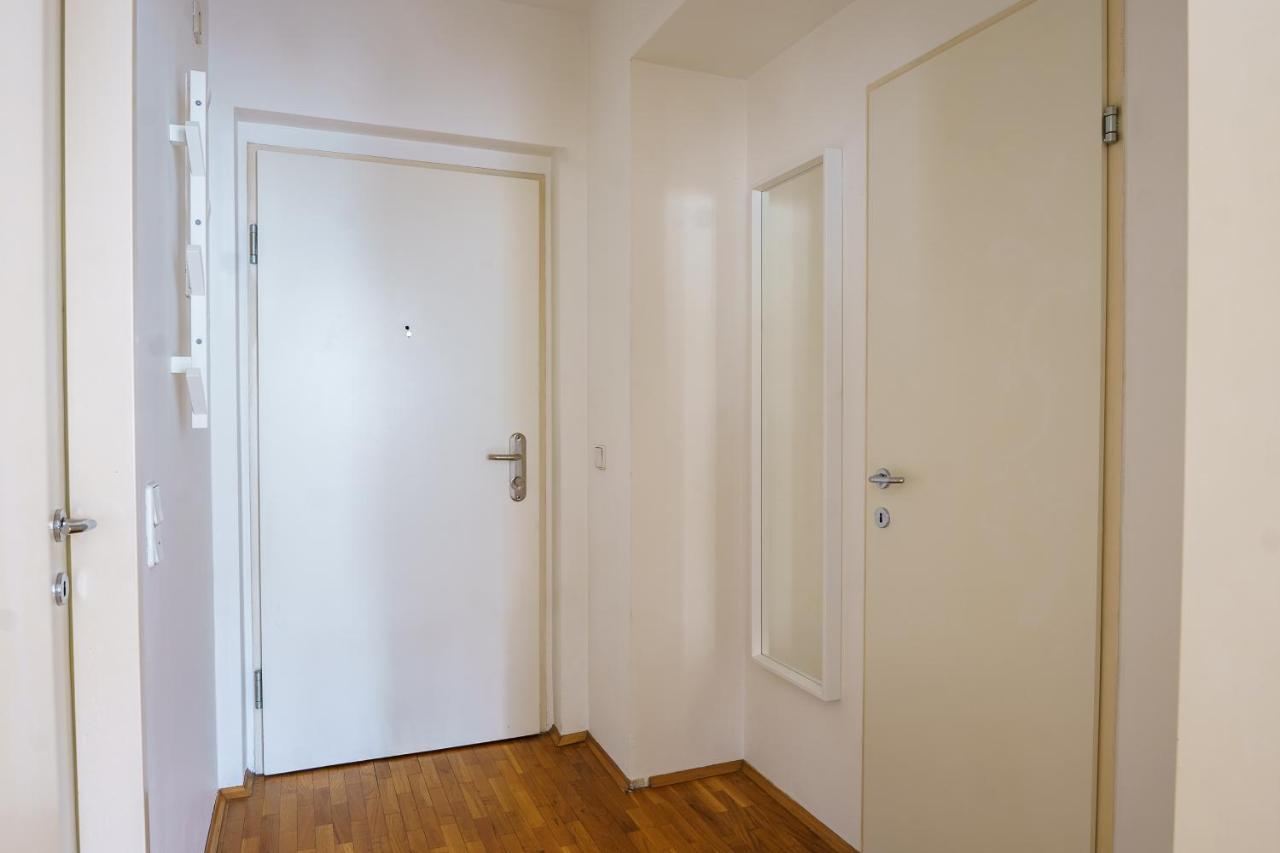 Apartamento 1080 *