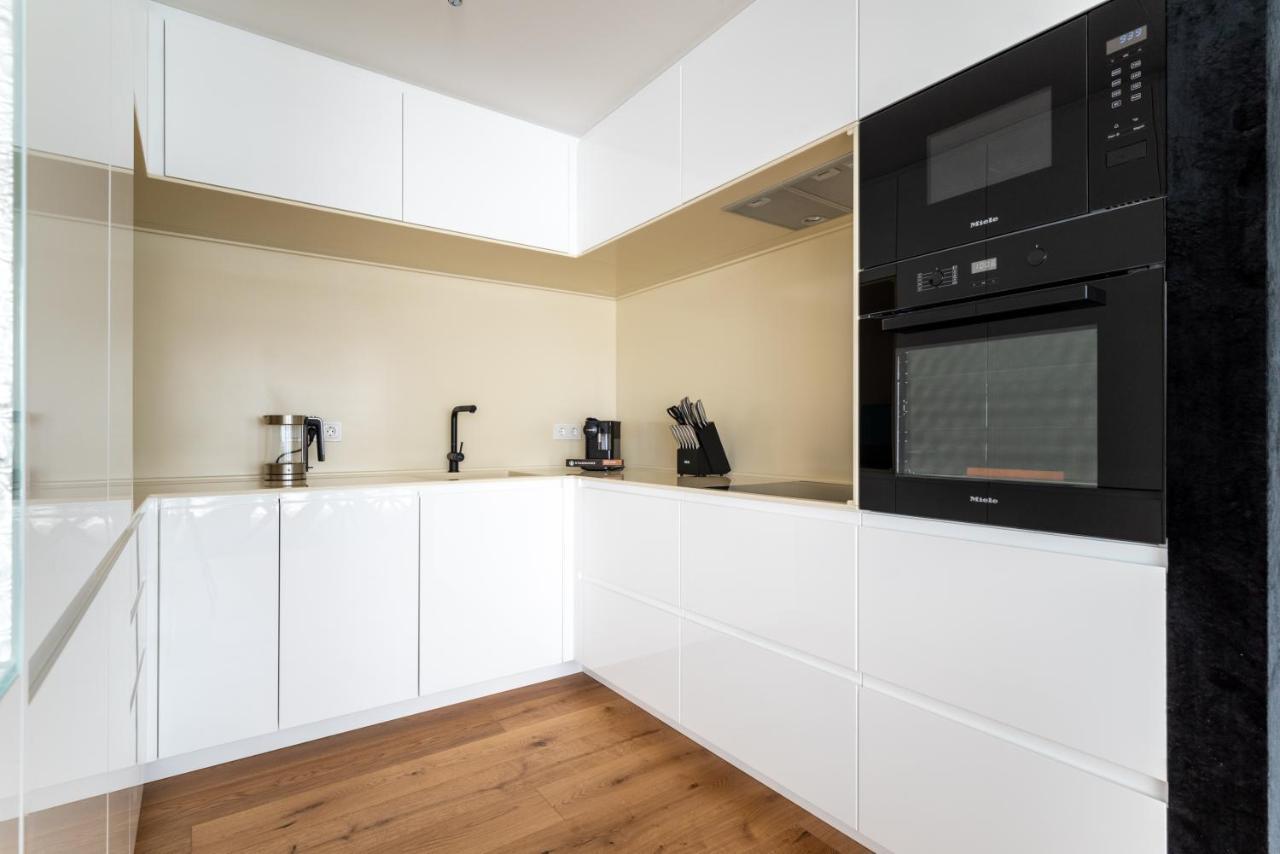 Exclusive 2br Skyline Penthouse By Hm Vienna