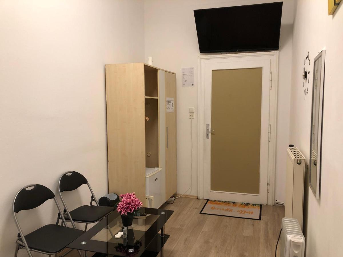 Convenient 3br Apt. Near Danube & Millenium Tower Apartment *
