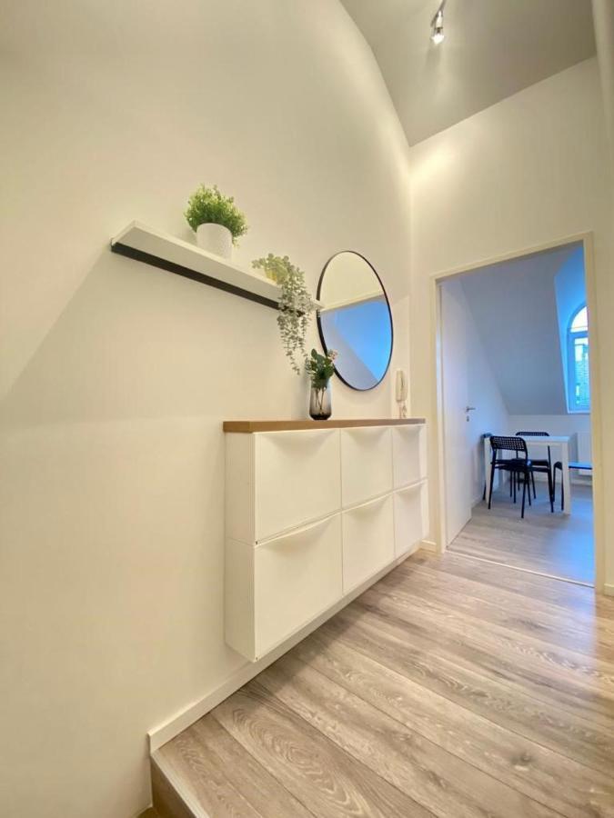 Apartment In Near Metro