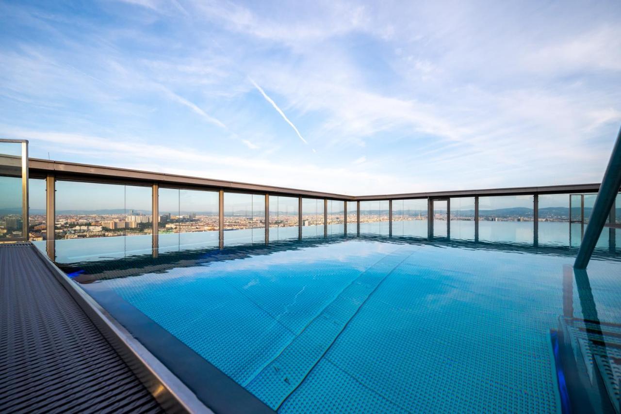 Apartment Exclusive 2br Skyline Penthouse By Hm *