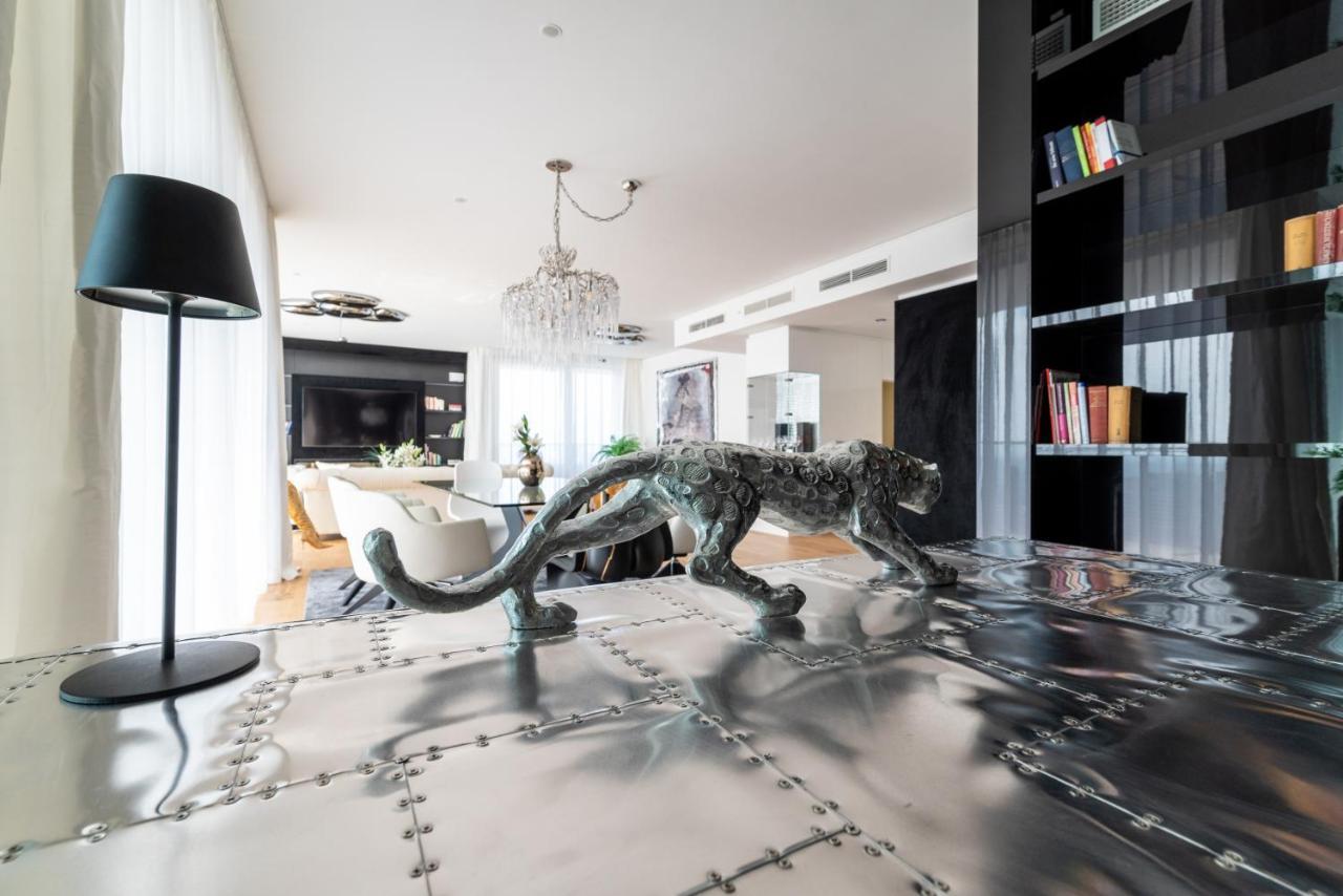 Exclusive 2br Skyline Penthouse By Hm Vienna