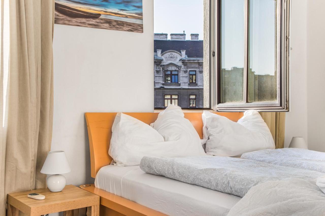 Apartment Superb 2br Apt. Very Spacious Near Millenium Tower