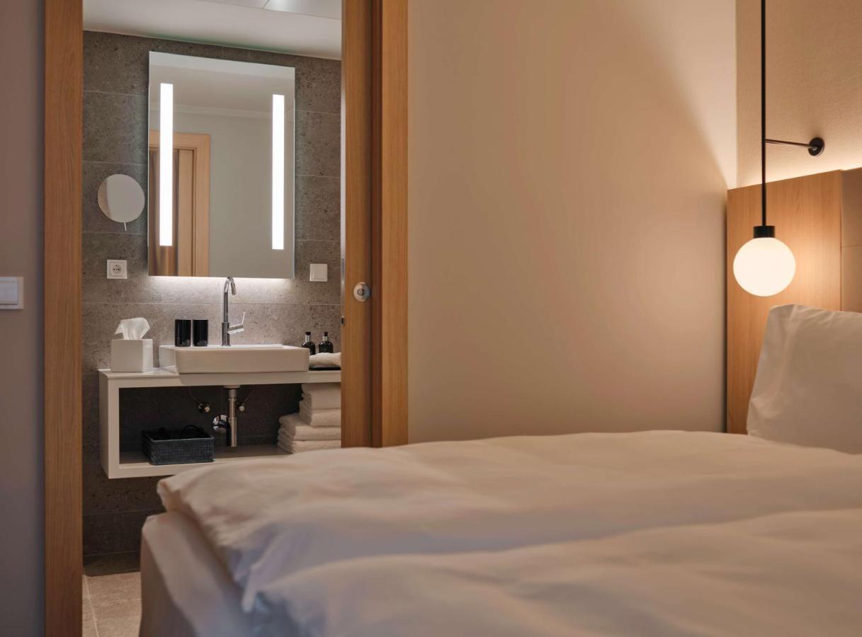 Adina Belvedere Hotel