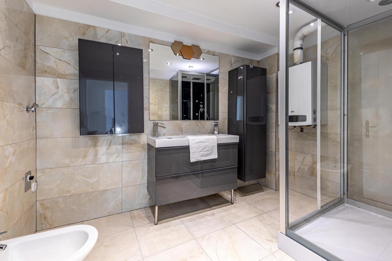 Elegance By Jr City Apartment *