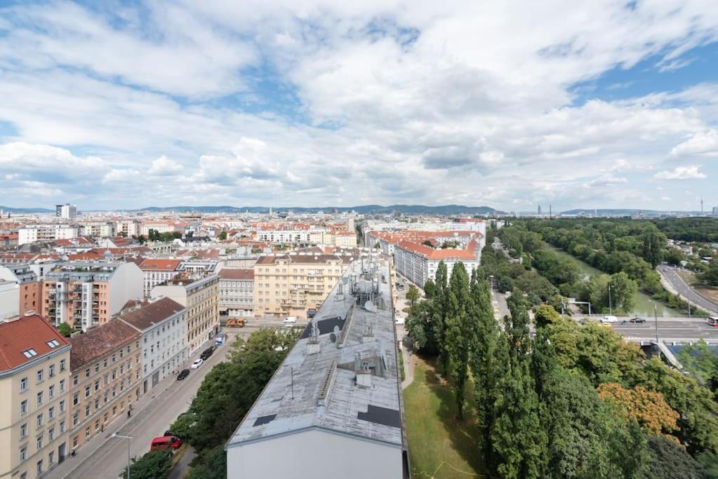 Apartment Hoch Hinaus, Neu Und Stilvoll Mit Pool Am Dach