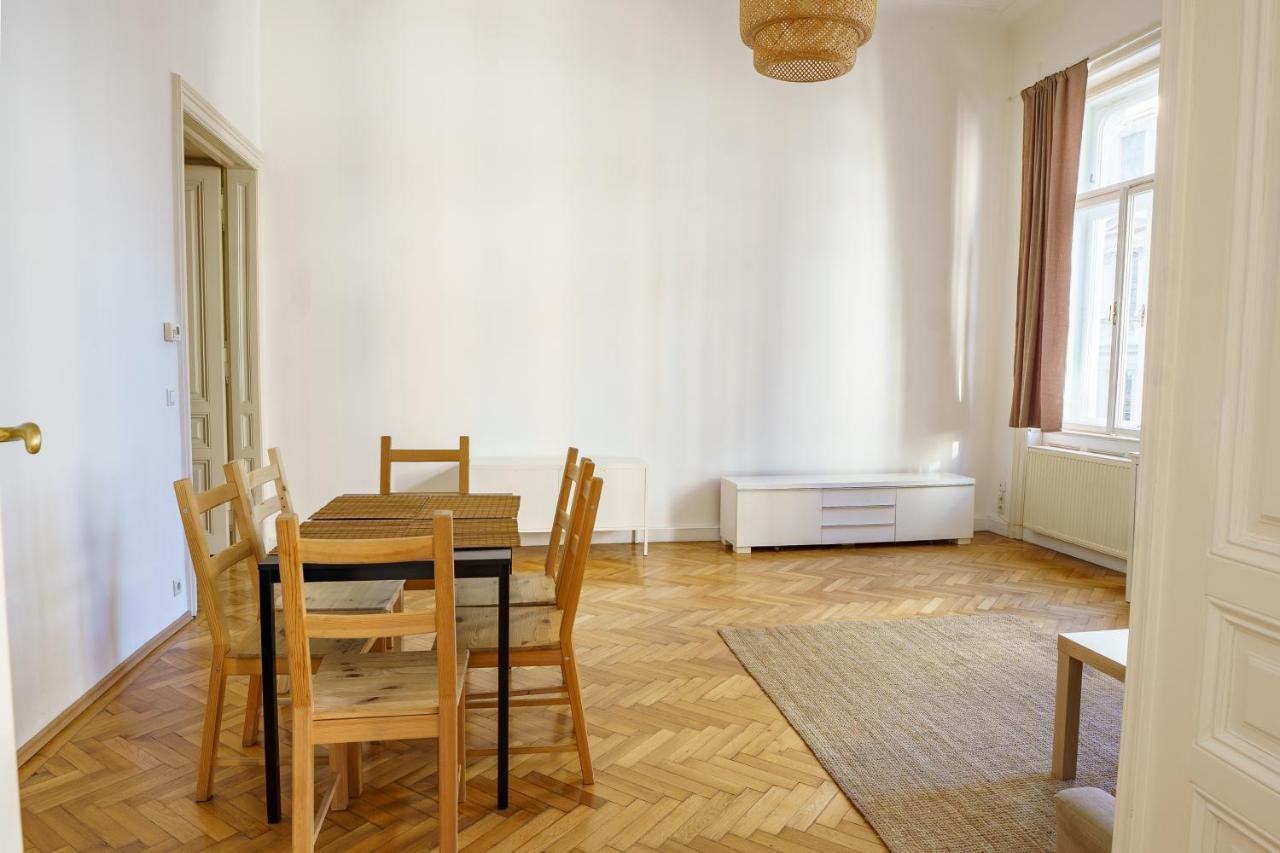 1060 Viena
