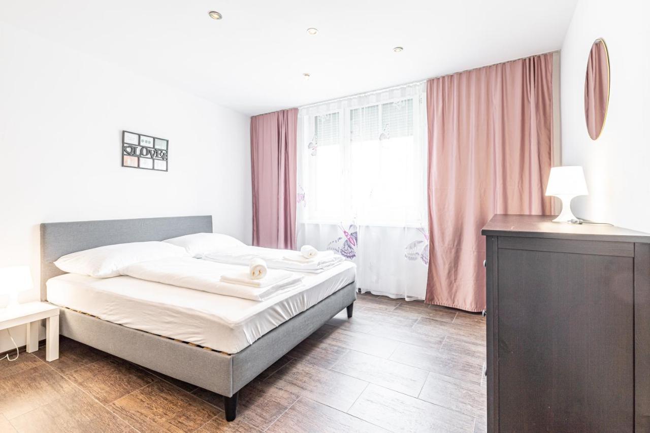 Elegance By Jr City Apartment *