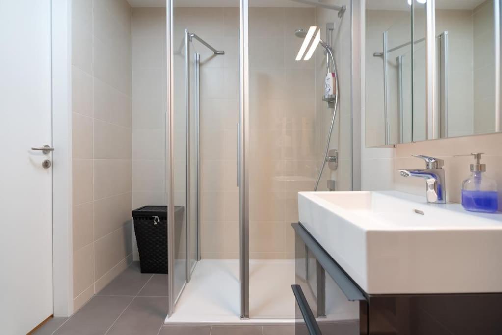 Hoch Hinaus, Neu Und Stilvoll Mit Pool Am Dach Apartment *