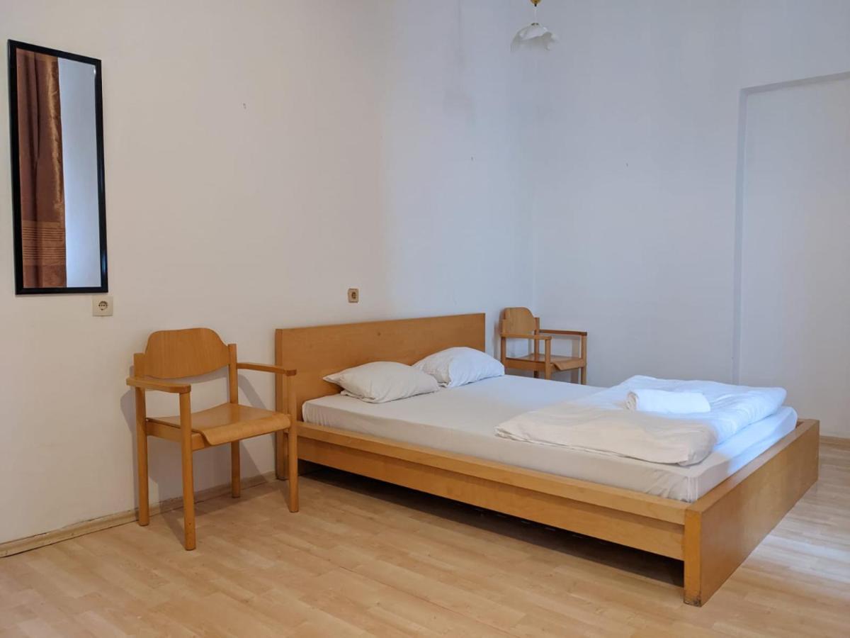 Rooms City Residence Ostello *