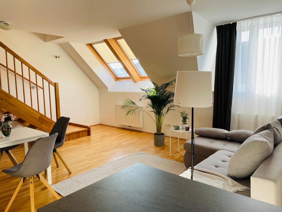 Apartment Vic *