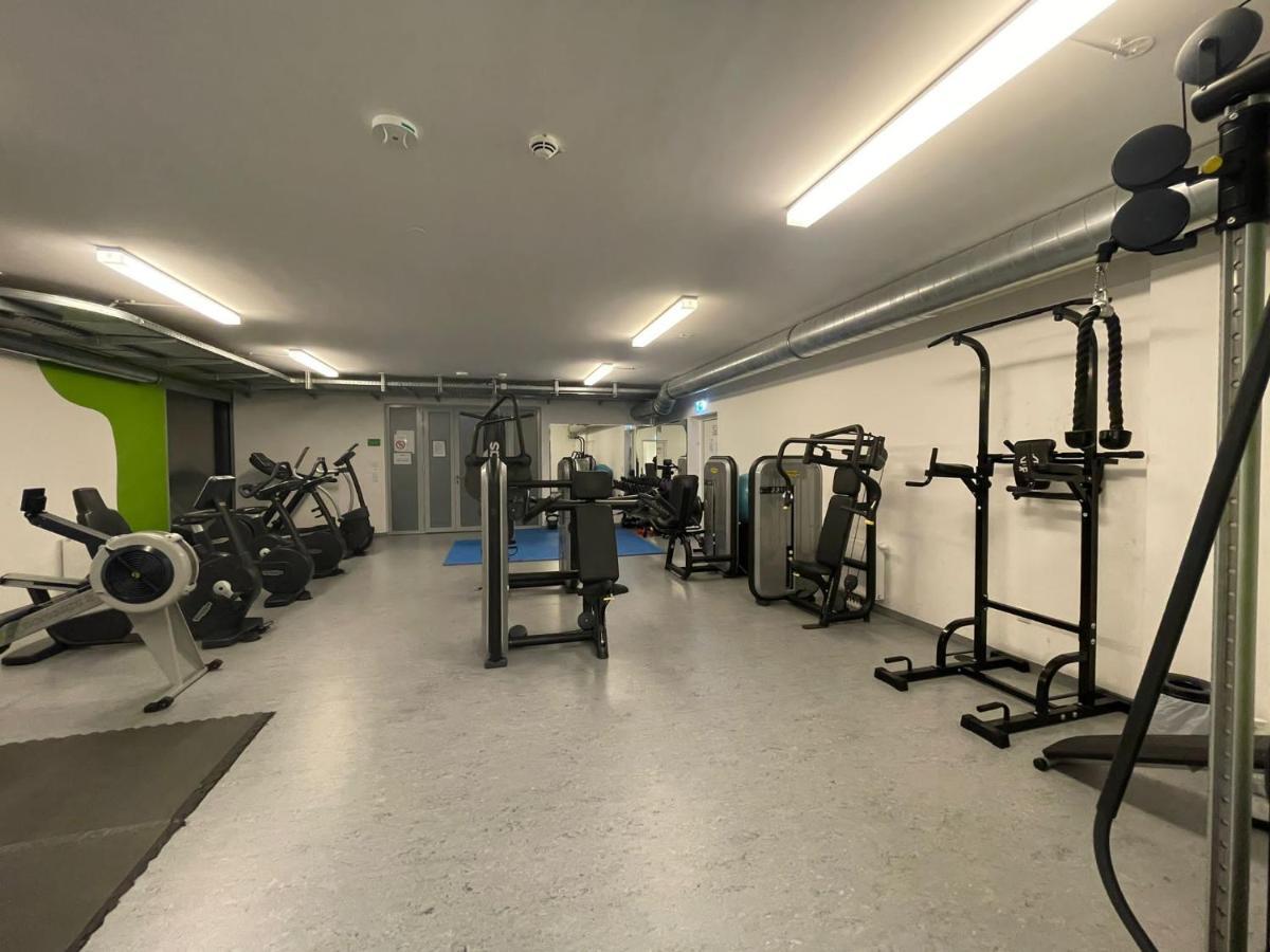 Restify10 - Skyline View - Fitness - Garge - Modern Apartment