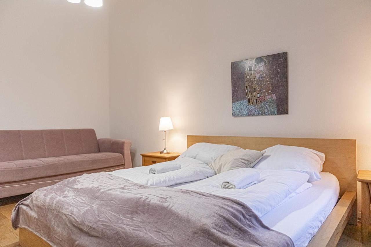 Pleasing 2br Apt.-perfect For Longstays