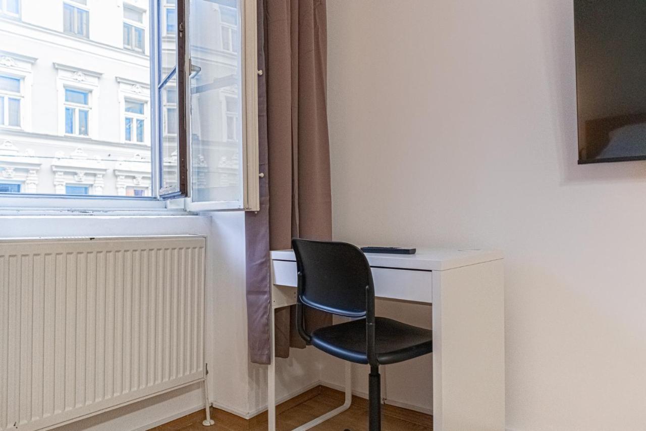 Apartment Pleasing 2br Apt.-perfect For Longstays